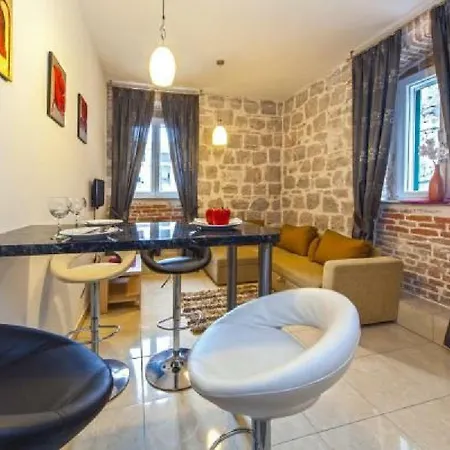 Old Town Twins Apartamento *